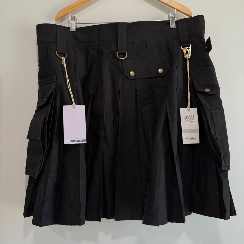 GEOFFREY MARRS MEN'S UTILITY KILT LEATHER FRONT APRON BLACK SIZE 46 - Picture 2 of 9